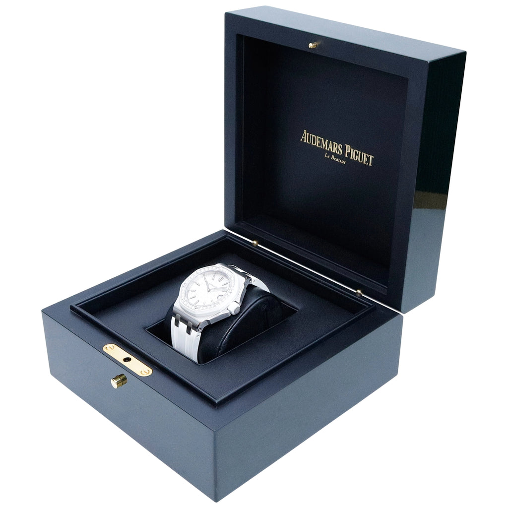 Audemars Piguet Royal Oak Offshore Quartz 67540SK.ZZ.A010CA.01 White Dial on Rubber Strap 2016